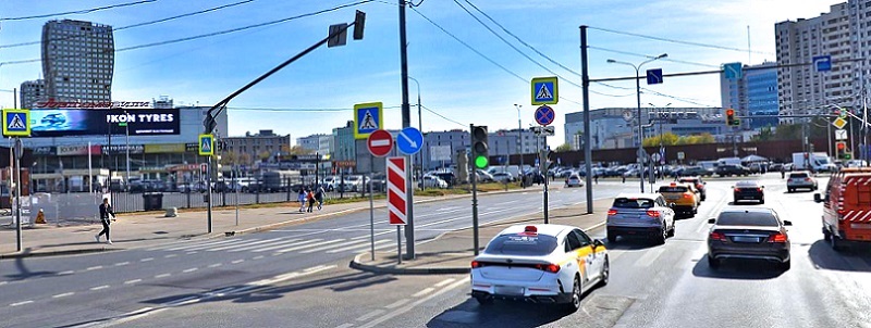 Медиафасад Южнопортовая 22с1 ТВК Автомобили